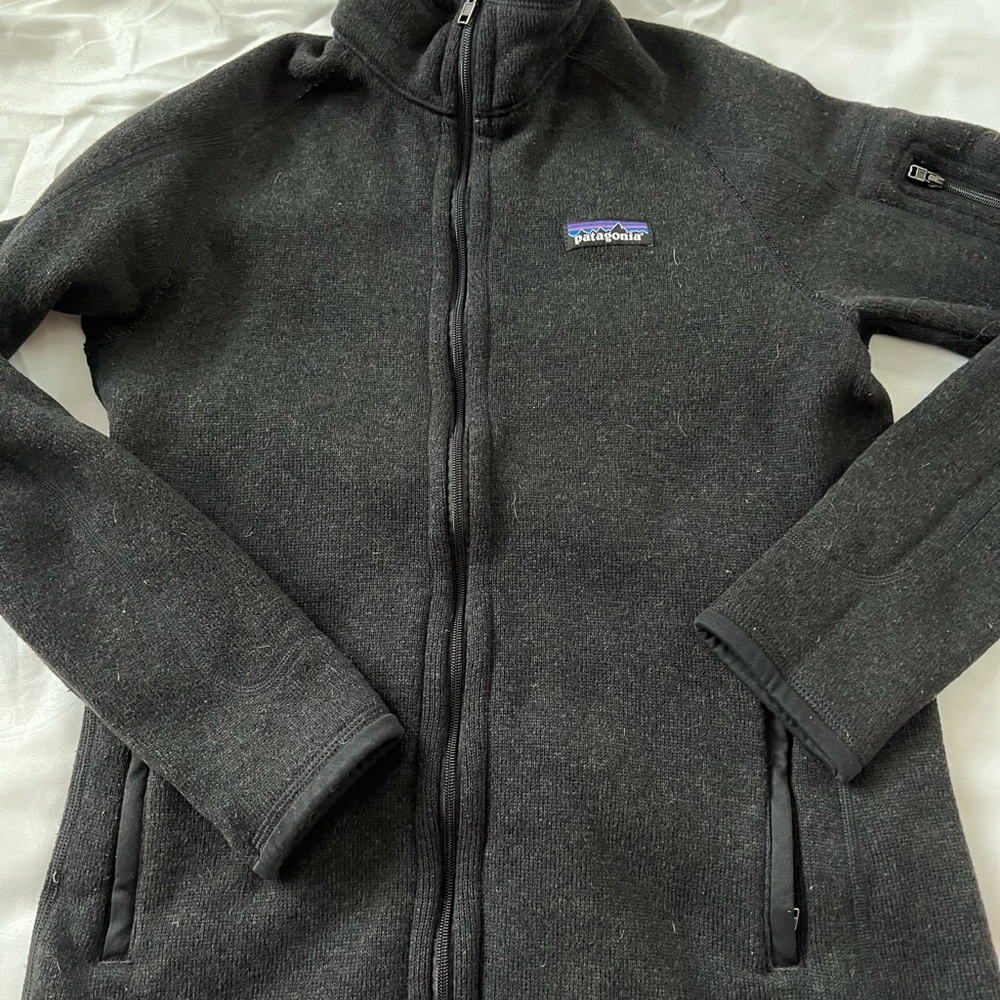 black padagonia full zip